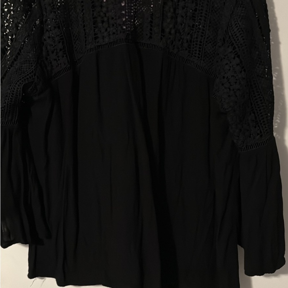 Elegant Black Lace Women's Top